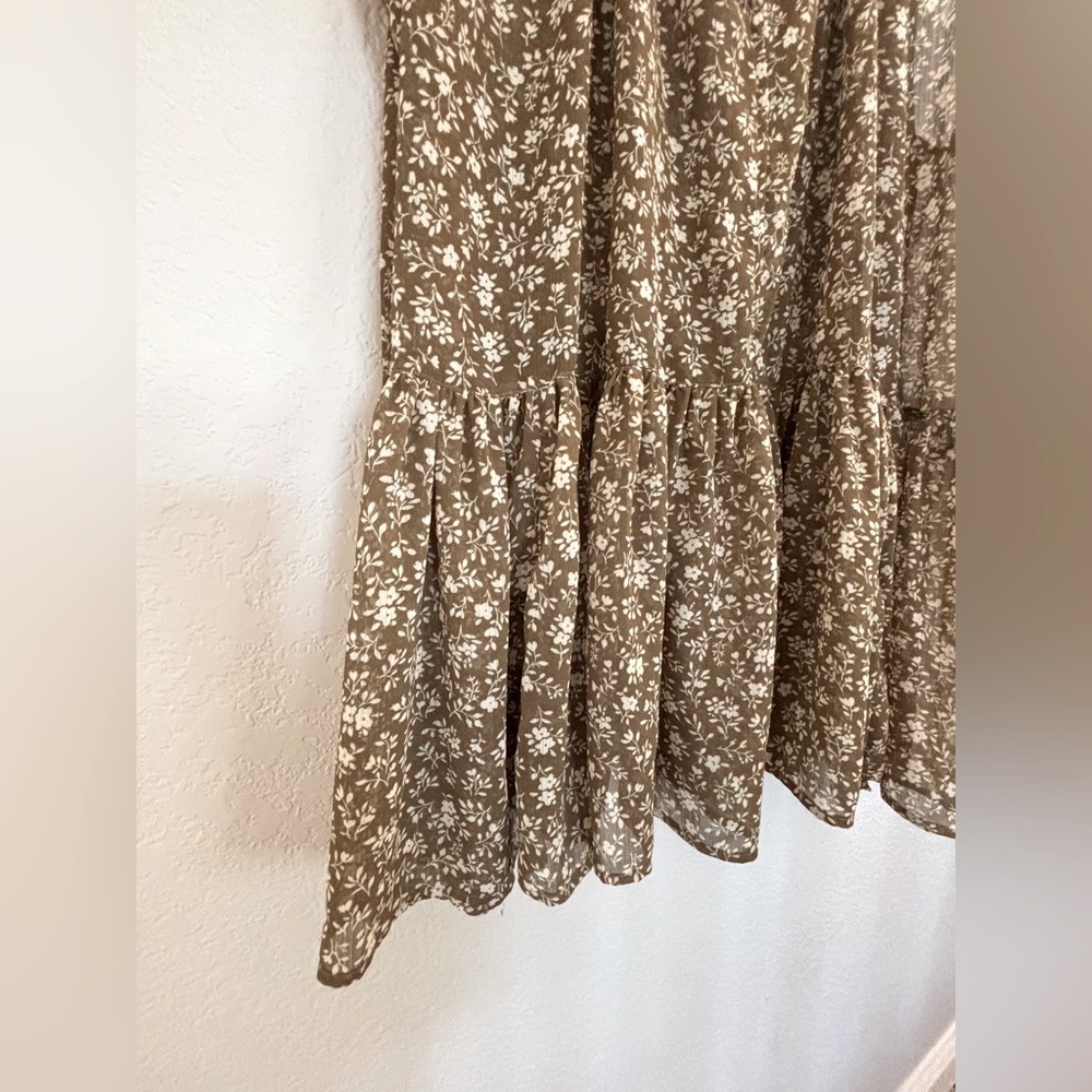 Uniqlo sheer tiered floral print tank - Picture 4 of 6